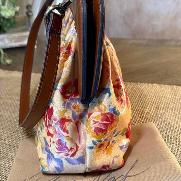 Patricia Nash Zelia Aegean Blooms Frame Convertible Bag - Picture 5 of 14